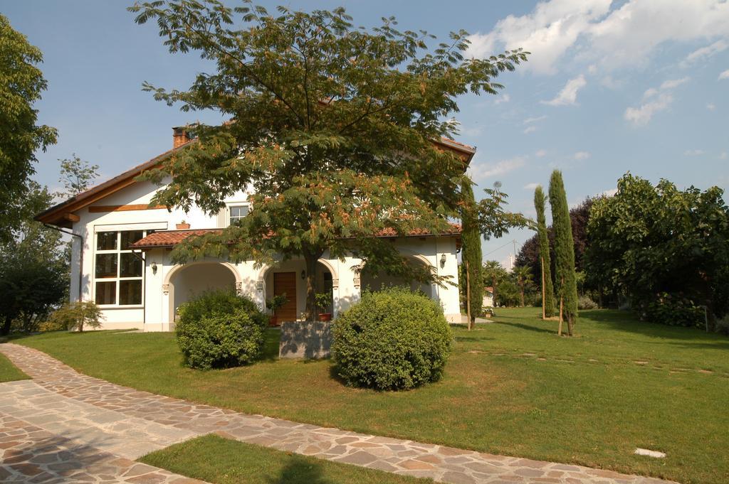 Villagaia Country House Montafia Esterno foto