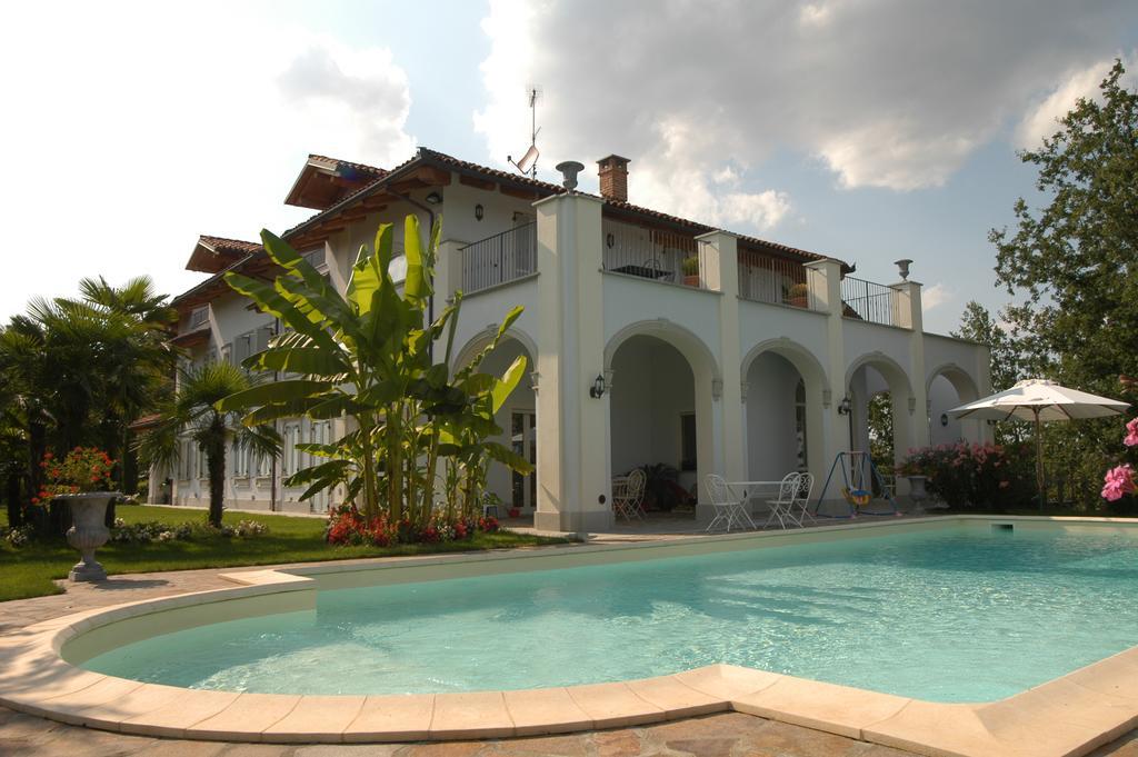 Villagaia Country House Montafia Esterno foto