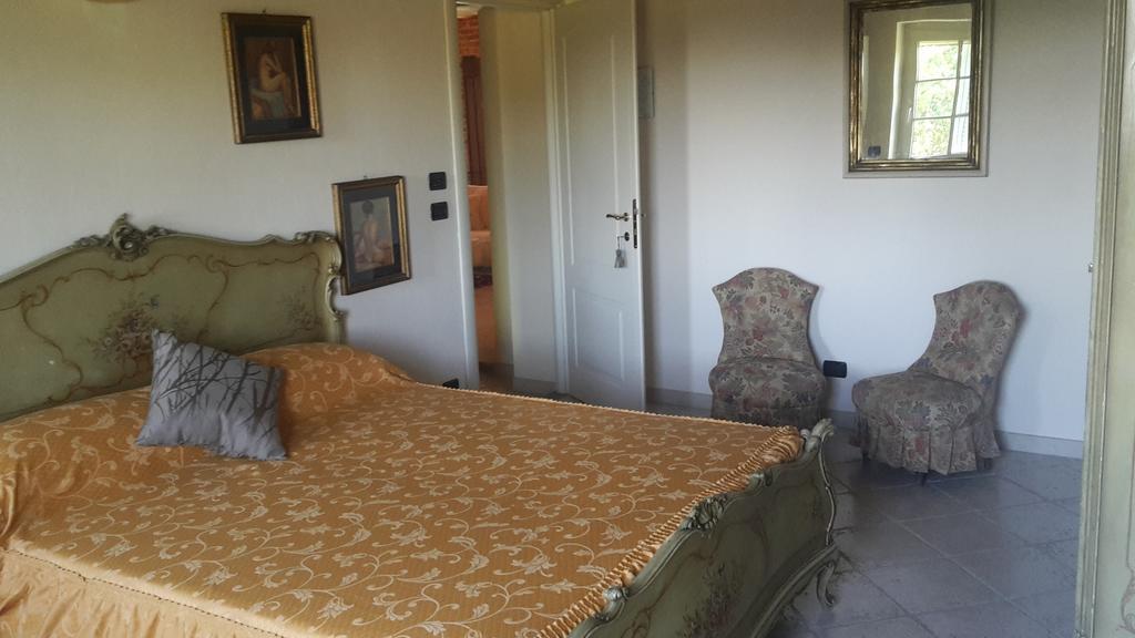Villagaia Country House Montafia Esterno foto