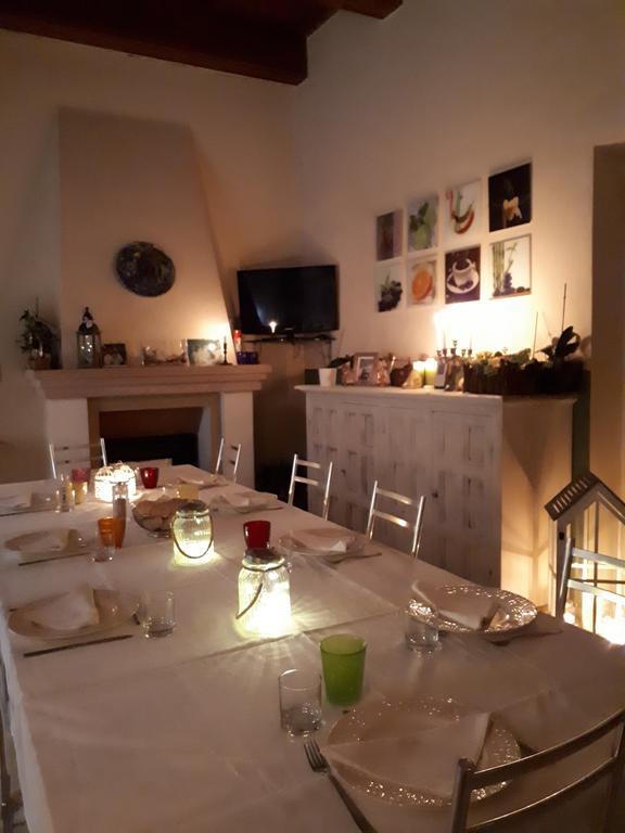 Villagaia Country House Montafia Esterno foto